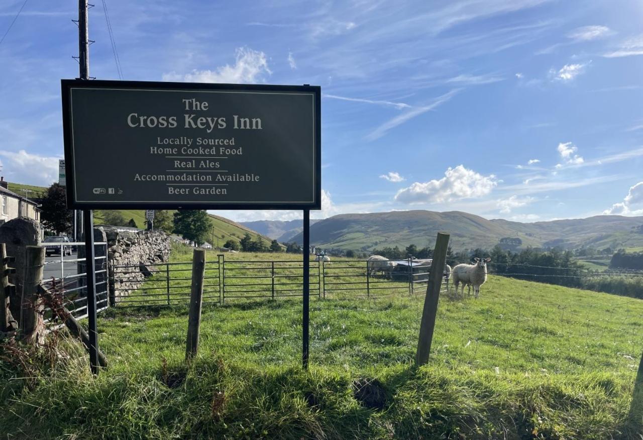 Cross Keys Inn Tebay  Kültér fotó