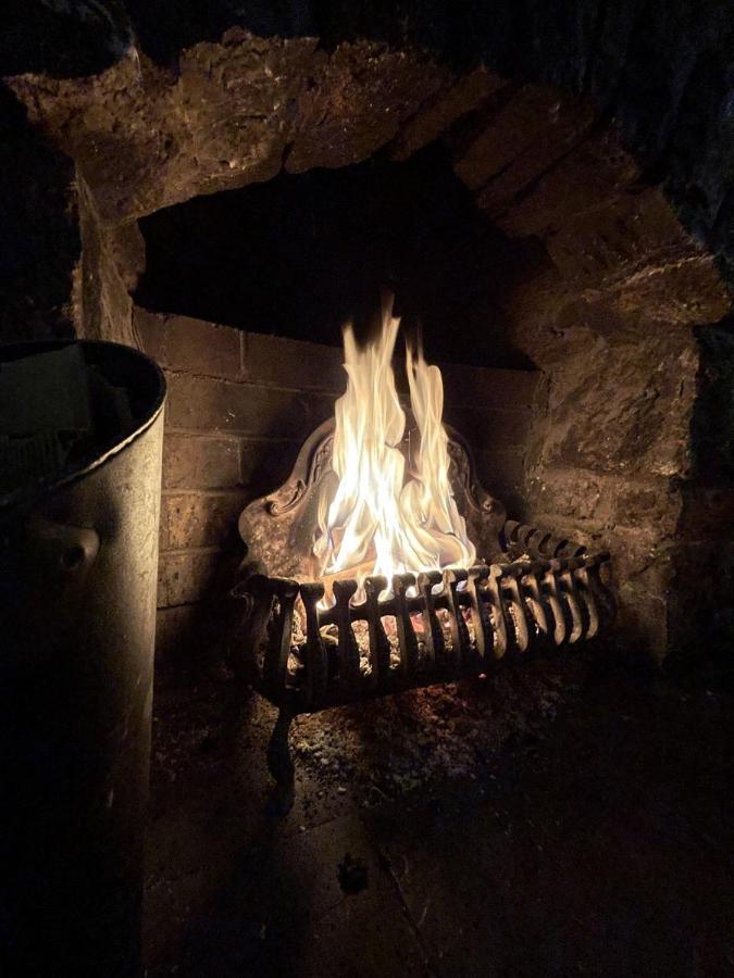 Cross Keys Inn Tebay  Kültér fotó